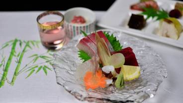 食事・飲み物 / 5