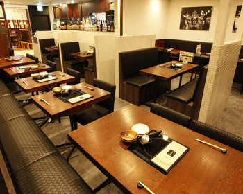 「博多もつ鍋 おおやま 東京店 」 内観 16992338 店内