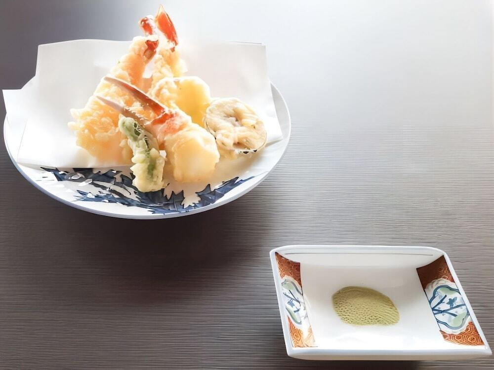 レストラン