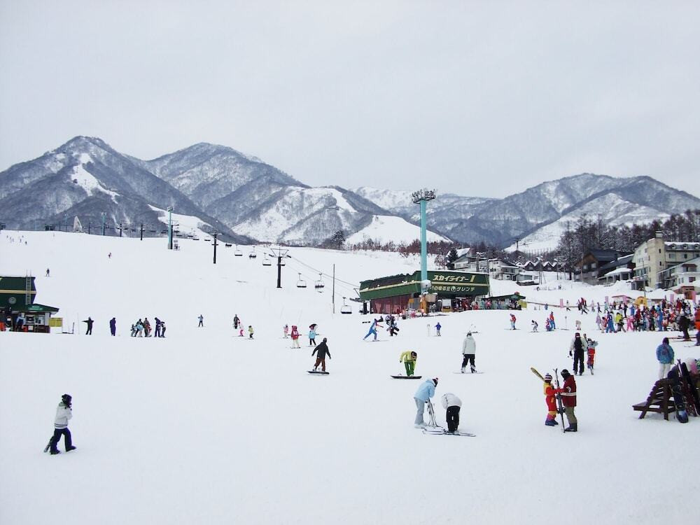 スノー スポーツとスキー