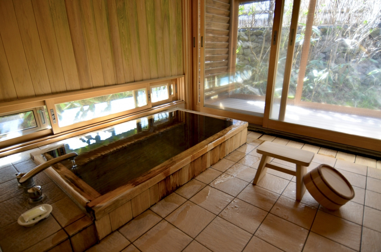 グルメ通も通う人気の老舗旅館3927876