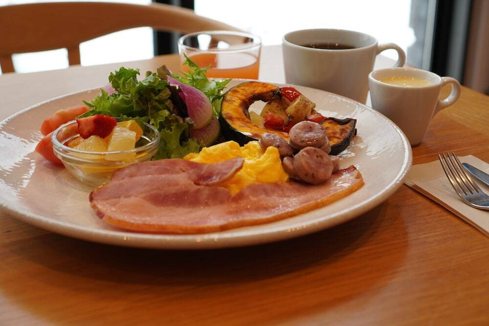 朝食