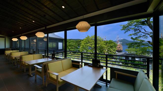 cafe KOMON(湖紋 / 2