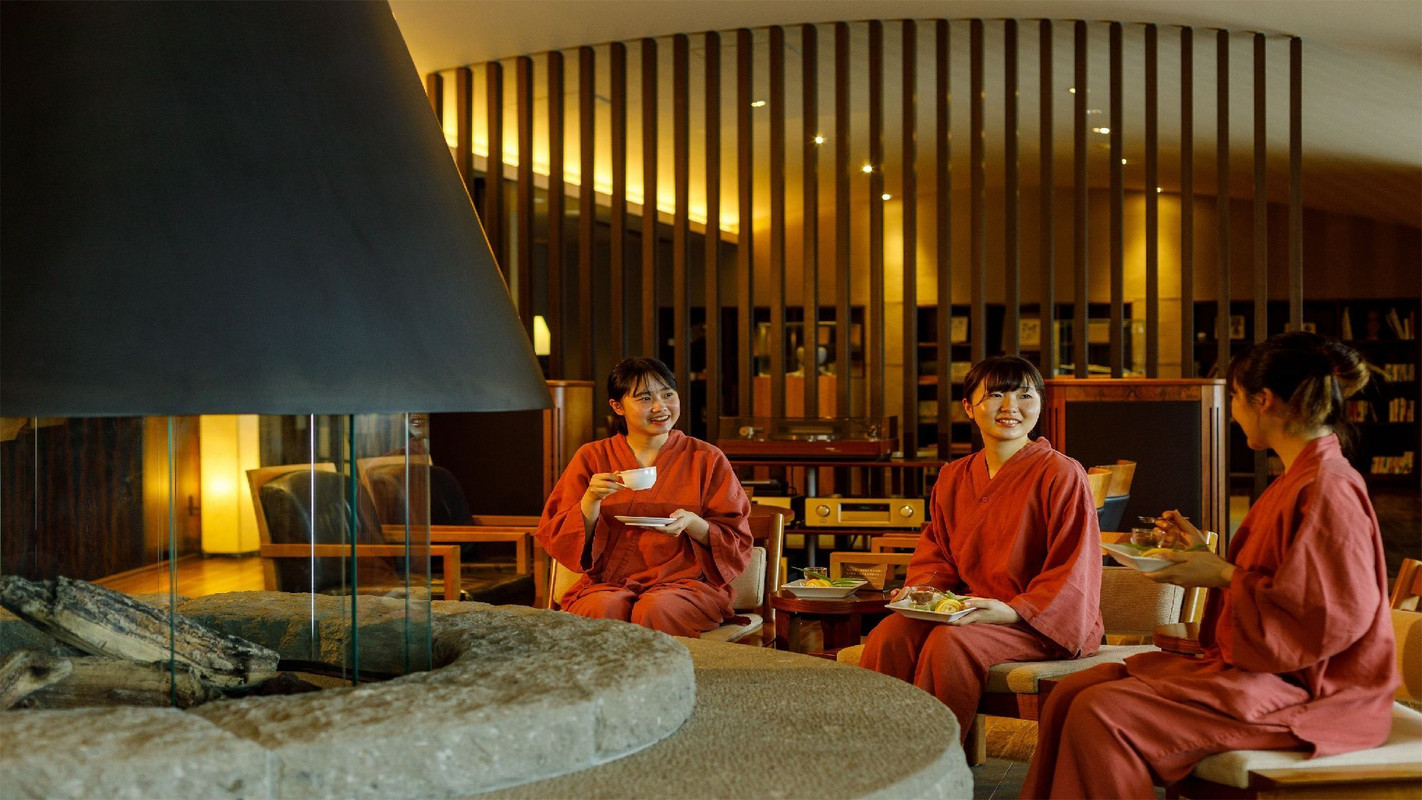 ラウンジ 章月倶楽部