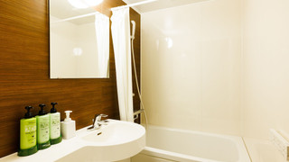 スタンダードダブル (バス付) 禁煙