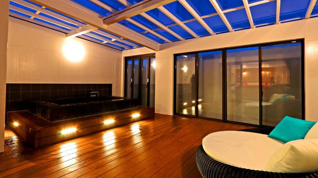 ロイヤルスイート・露天風呂 / 3