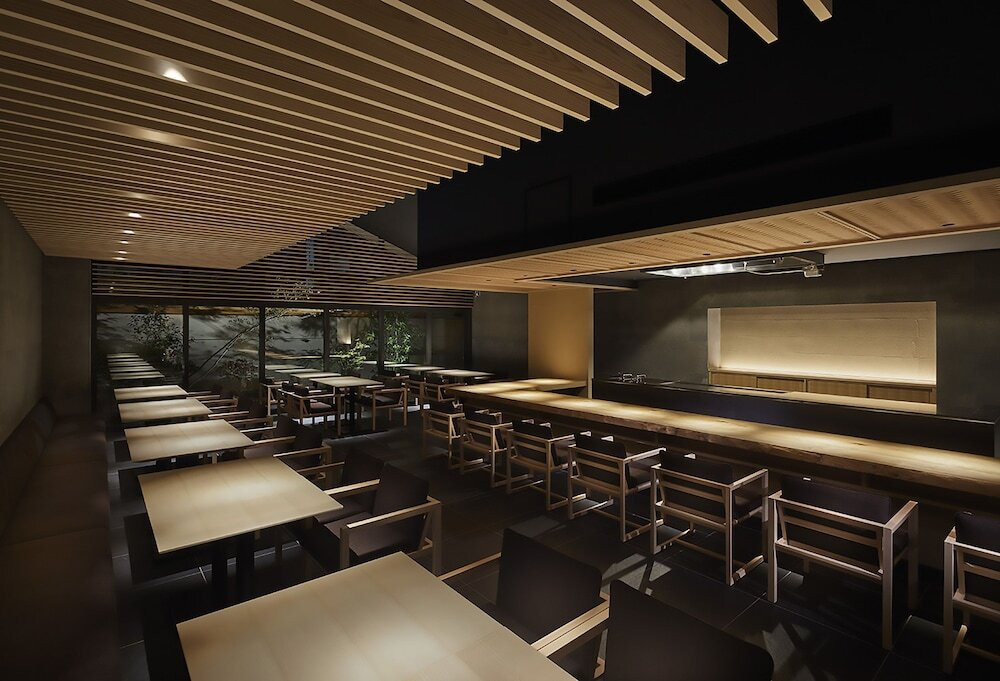 レストラン「夏下冬上」