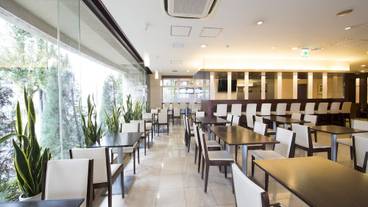 朝食スペース / 13