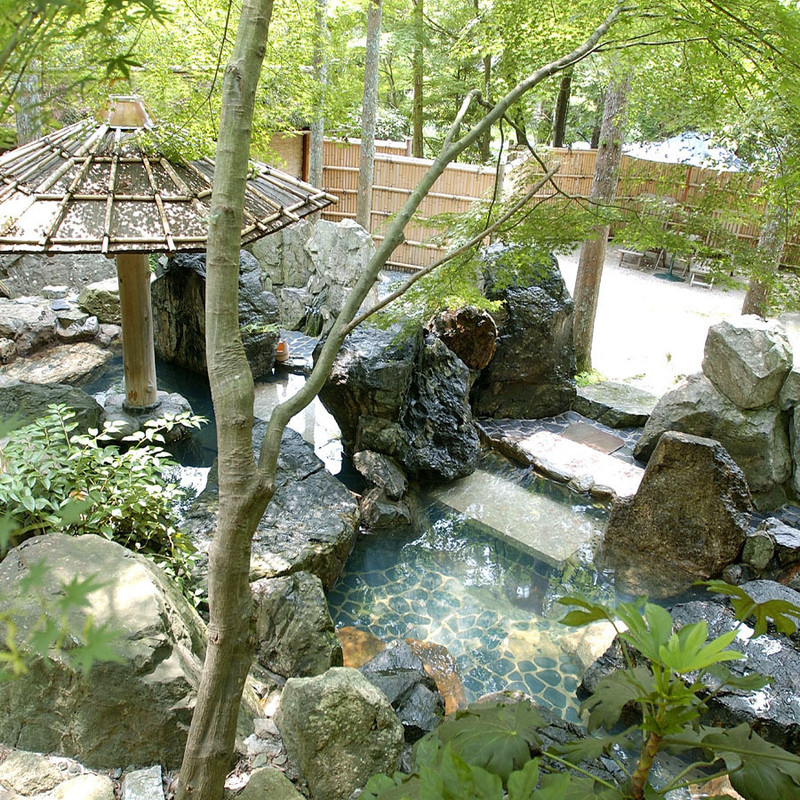 貸切露天風呂「山の隠れ家」