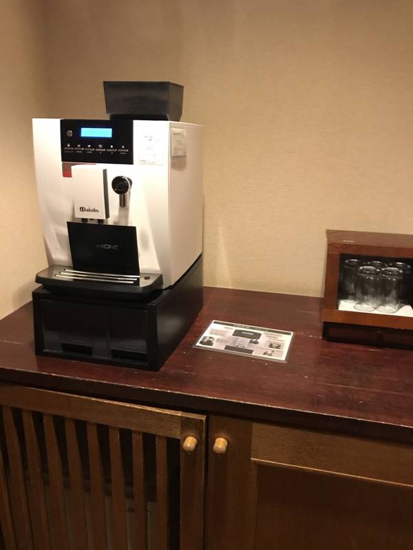 お部屋にあるコーヒーマシン