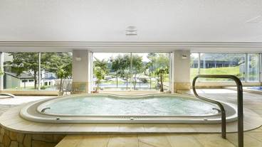 屋内 / 屋外プール / 7