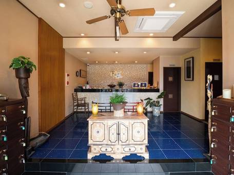 Villa 石の蔵 Hotel / 2