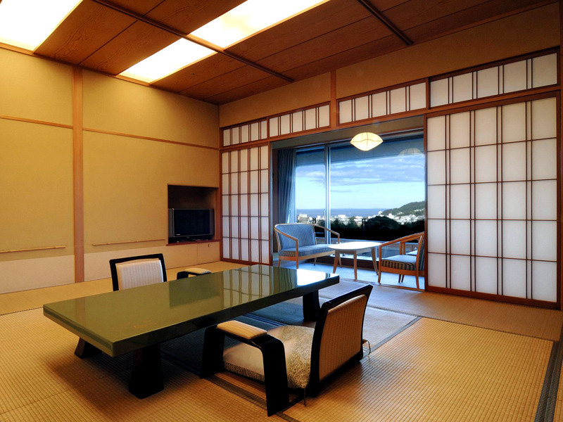 青山やまと3568174