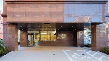 施設の入り口 / 8