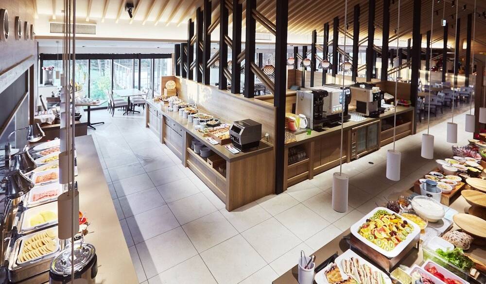 ホテル内「コーラルブルー」 / 1