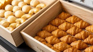 朝食スペース / 6