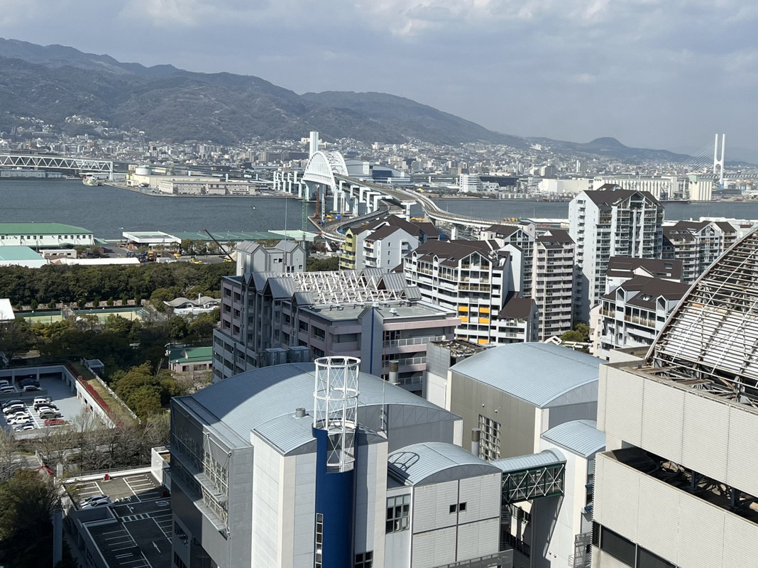 ラウンジから