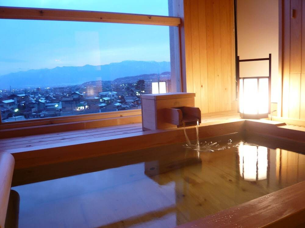 お肌にやさしい泉質だから、お子様の温泉デビューも安心♪3560669