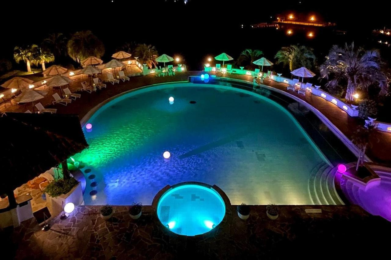 まるで南欧！異国情緒満点のホテルで潮風感じる優雅なバカンスを3360604