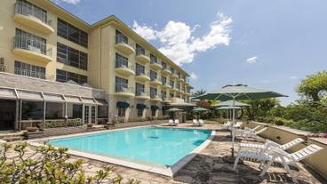 ラ クラッセ ドゥ シェネガ（ラ クラッセ ドゥ シェネガ） / 2