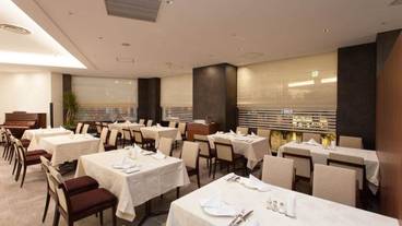 朝食スペース / 4