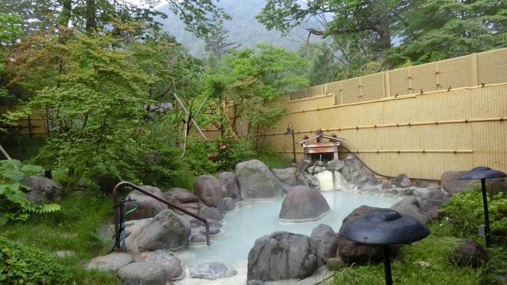 大露天岩風呂 / 1