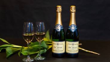 食事・飲み物 / 4