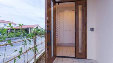 施設の入り口 / 6