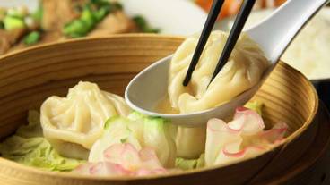 食事・飲み物 / 18