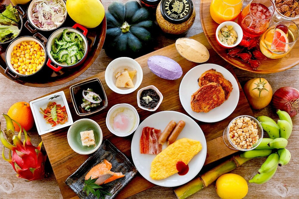 人気メニューは目の前の鉄板でアツアツに焼いた”黒糖フレンチトースト”3494773