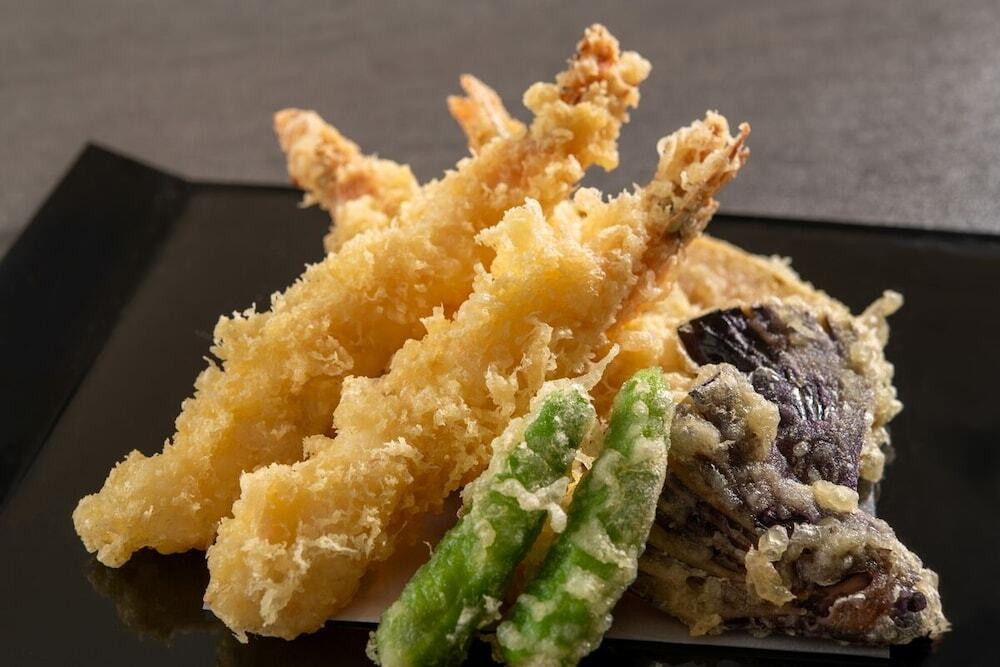 レストラン