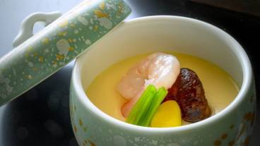 食事・飲み物 / 10