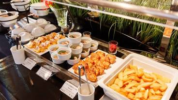 朝食ビュッフェ / 22