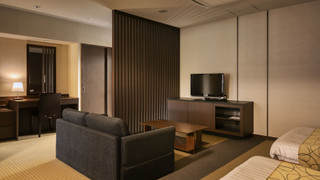 デラックス和洋室　タイプＢ（露天風呂付き/ 定員2〜5名/チェックイン18時まで / 最終夕食時間19:30）