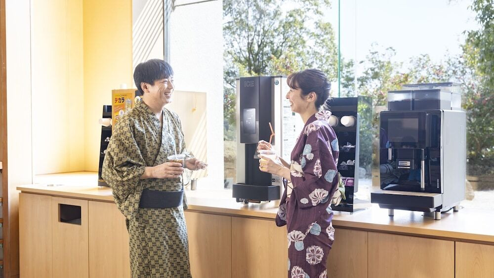 ロビーラウンジ