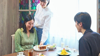 エグゼクティブフロア 禁煙 (ハースハーモニールーム ベッド2台) 専用朝食 (セミビュッフェ) & ラウンジアクセス付き