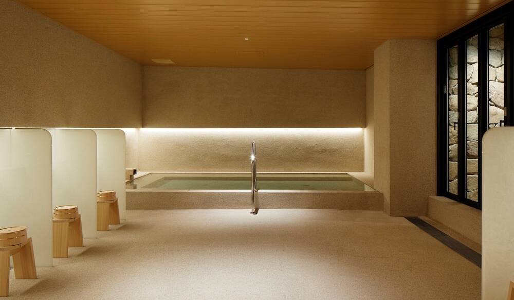 大浴場 洞穴の湯② / 2