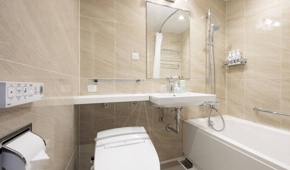 モデレートシングル　バスルーム / 2