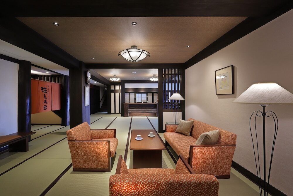 ロビーラウンジ