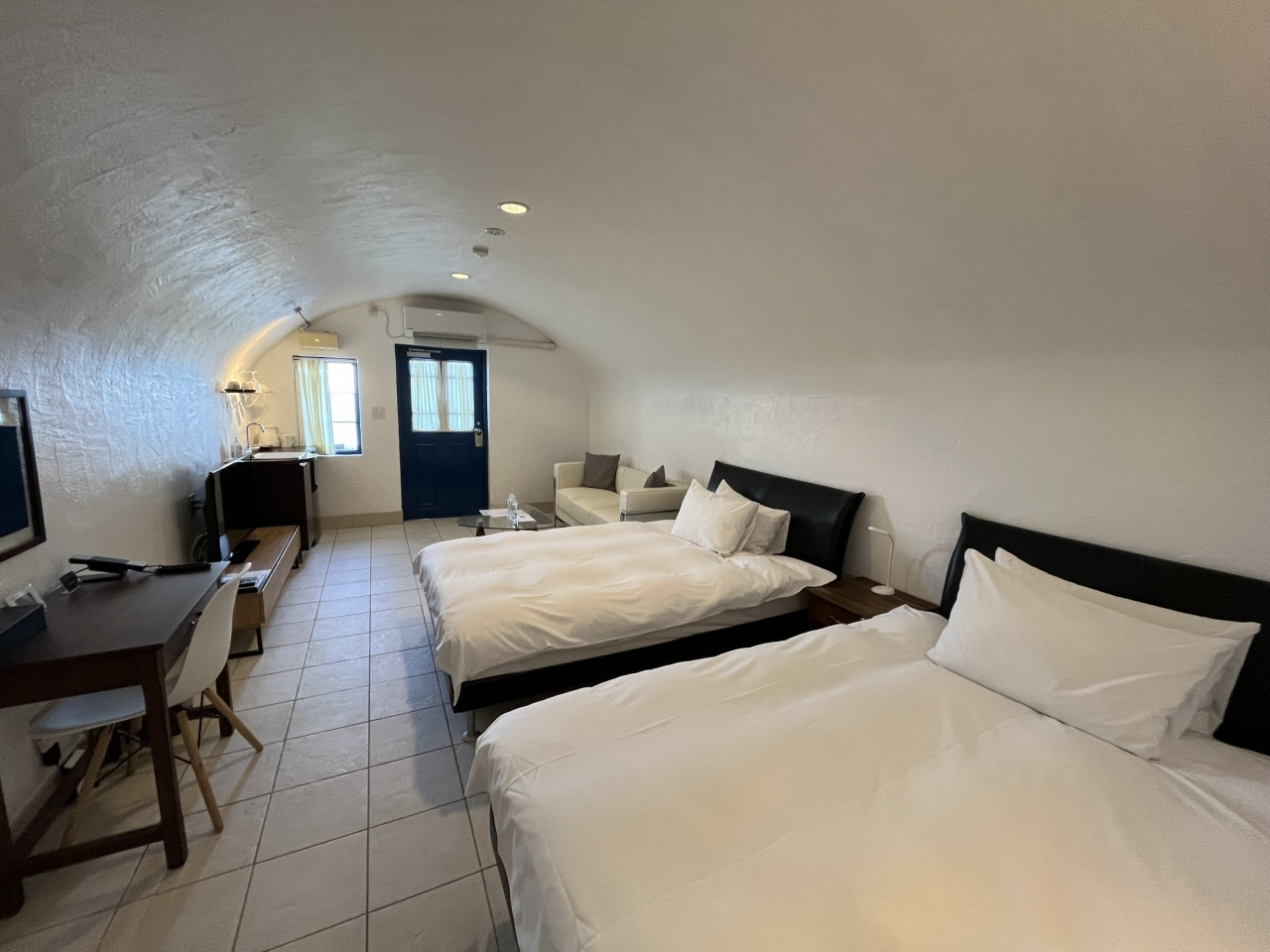 洞窟のような素敵空間の客室3959106