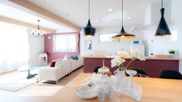 客室内のダイニングエリア / 31