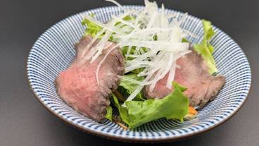 旅館のお食事処 / 8