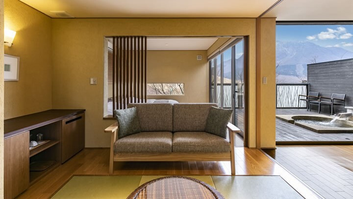 離れ 楓（かえで）