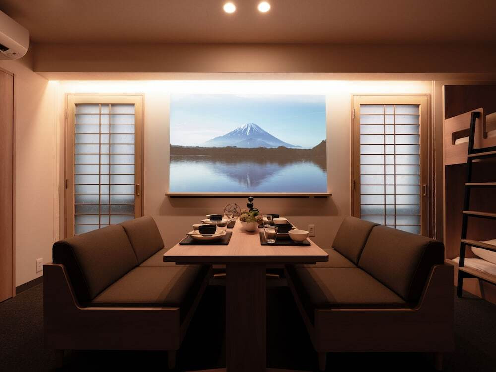 スポーツ観戦も◎ テレビ番組や動画配信サービスを楽しもう4112811