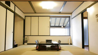 デラックス和洋室　タイプＢ（露天風呂付き/ 定員2〜5名/チェックイン18時まで / 最終夕食時間19:30）