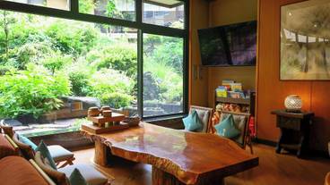 ロビー応接スペース / 5