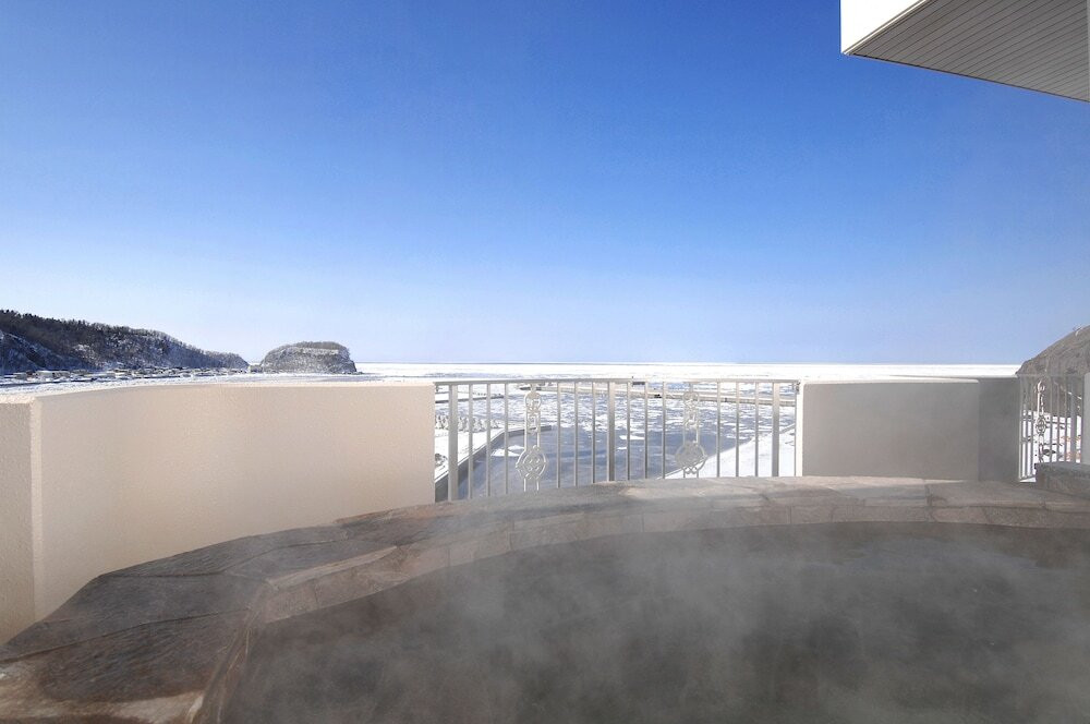 温泉大浴場／露天風呂