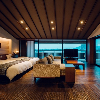 城下町の風情を感じる全10室のスイートが自慢の料亭旅館4757068