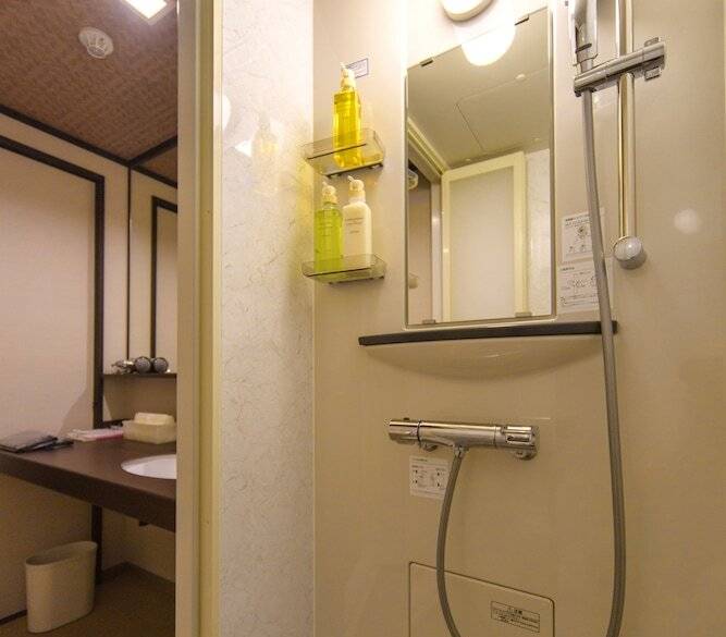 バスルーム一例 / 4