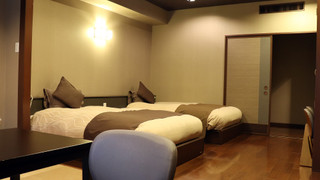 別亭凛　和洋室 [和洋室] [禁煙] [マウンテンビュー] [レイクビュー] [夜景がきれい]